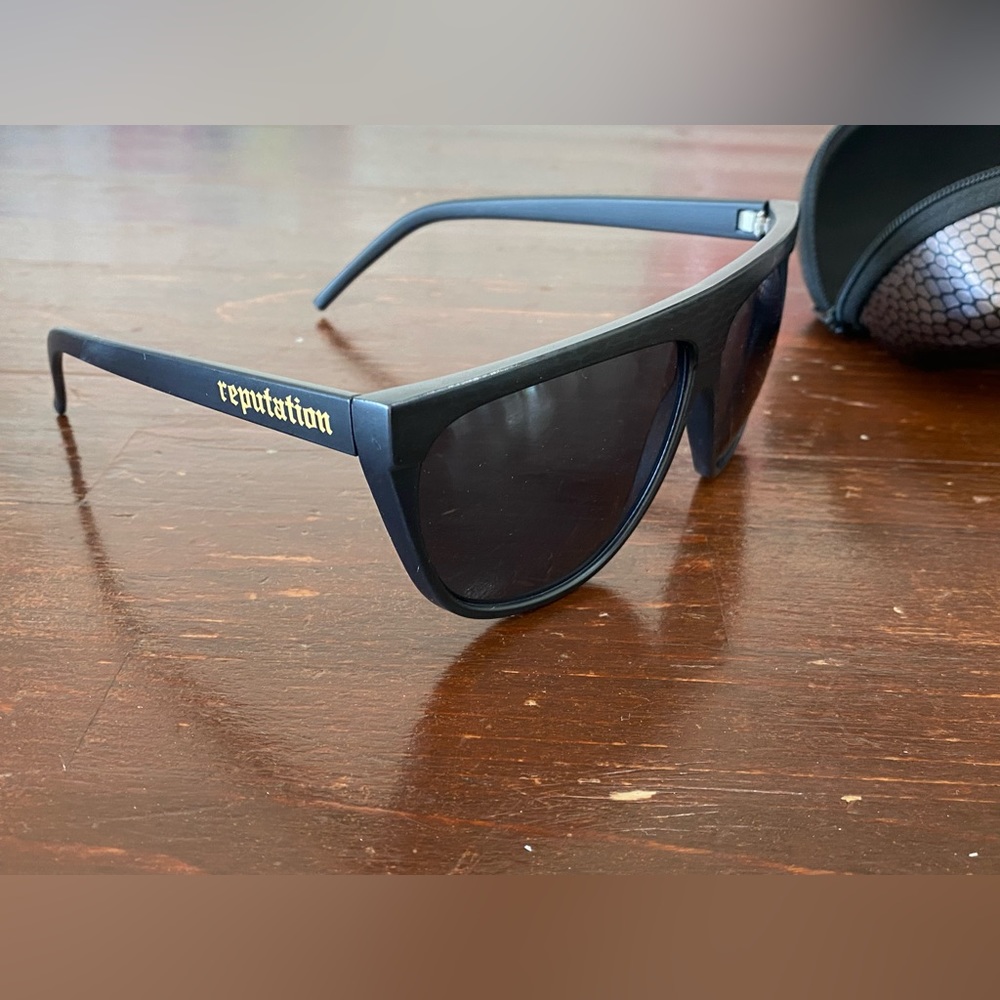 Black Reputation Snake Skin Patterned Sunglasses … - image 3